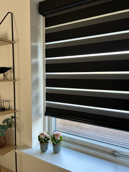 Motoriseret zebra gardin