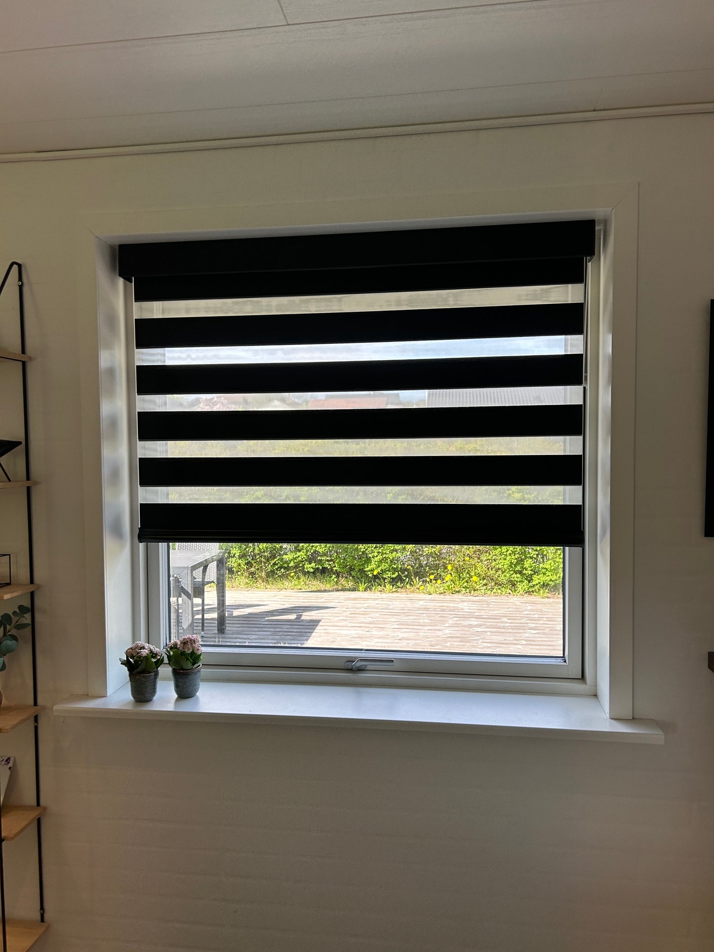 Motoriseret zebra gardin