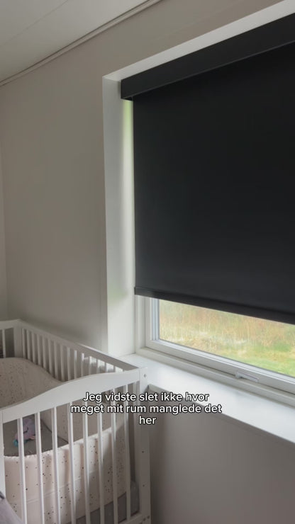 Motoriseret mørklægningsgardin